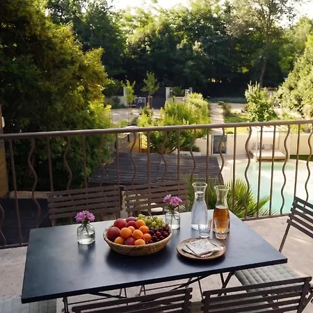 La Maison Des Roses 4 Avignon Apartment *